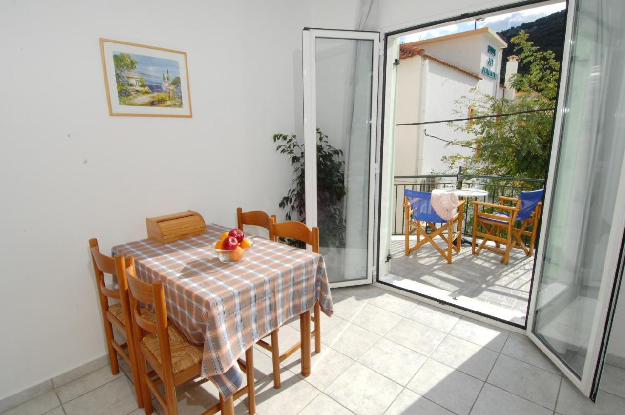 Alexis Studios And Apartments Agia Efimia Екстер'єр фото